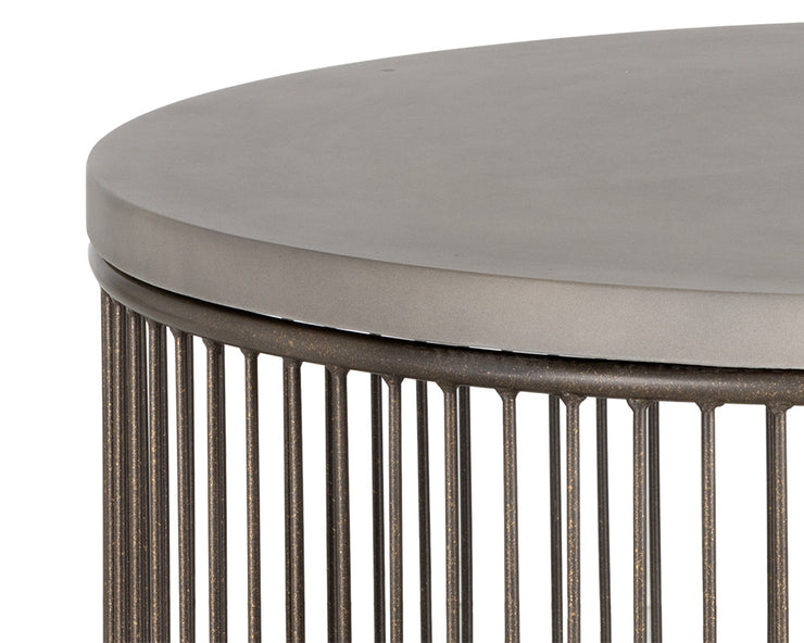 Table ronde en béton naturel - design en treillis en acier bronze vieilli